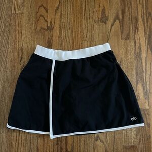 Alo yoga skirt